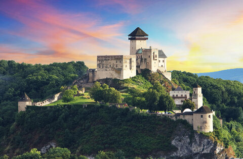 Trenčiansky hrad získal prestížne ocenenia European Heritage Label: iniciatíva Mestá mieru je medzi 13 úspešnými lokalitami Európy